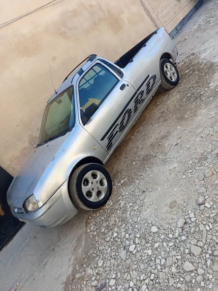 فورد بيك آب 2006 - صورة 1