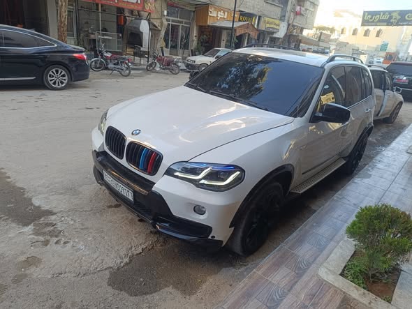 BMW X5 2009 - صورة 3