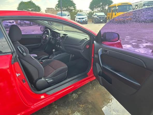 كيا فورتي 2012 - صورة 5