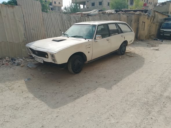 اوبل ريكورد 1977 - صورة 3