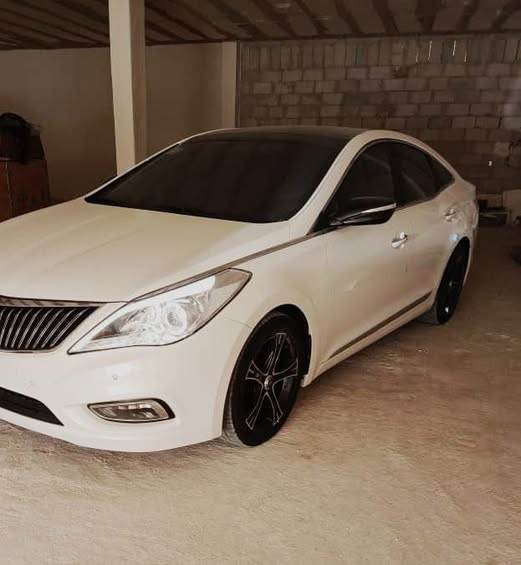 هيونداي ازيرا 2012