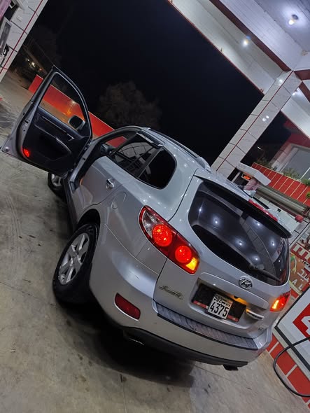 هيونداي سانتافي 2009 - صورة 2