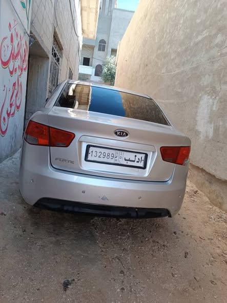 كيا فورتي 2009 - صورة 4