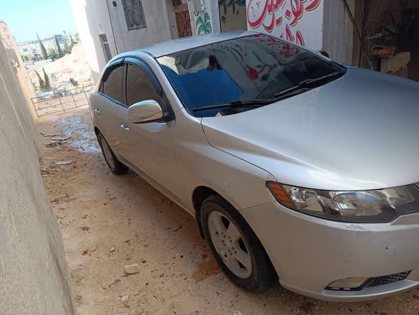 كيا فورتي 2009 - صورة 2