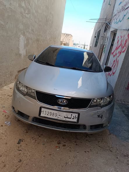 كيا فورتي 2009 - صورة 1