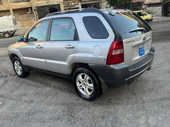 كيا سبورتاج 2007 - صورة 4