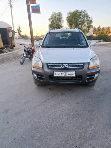 كيا سبورتاج 2005 - صورة 1