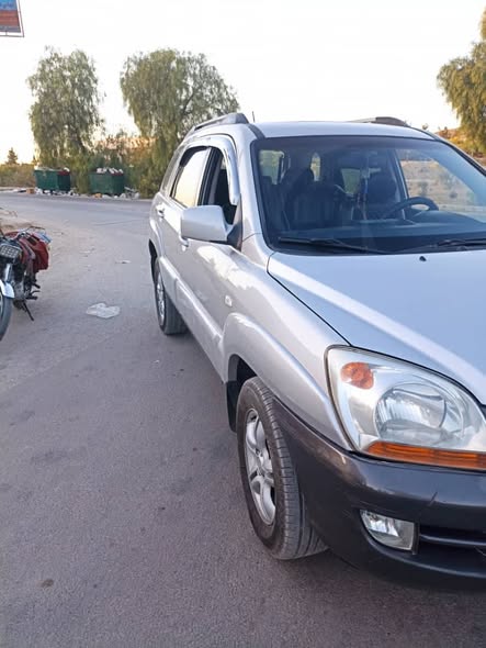 كيا سبورتاج 2005 - صورة 5