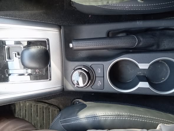 ميتسوبيشي L200 2024 - صورة 4