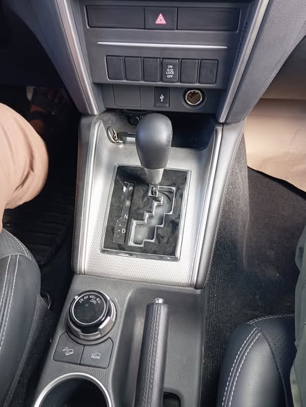 ميتسوبيشي L200 2024 - صورة 2