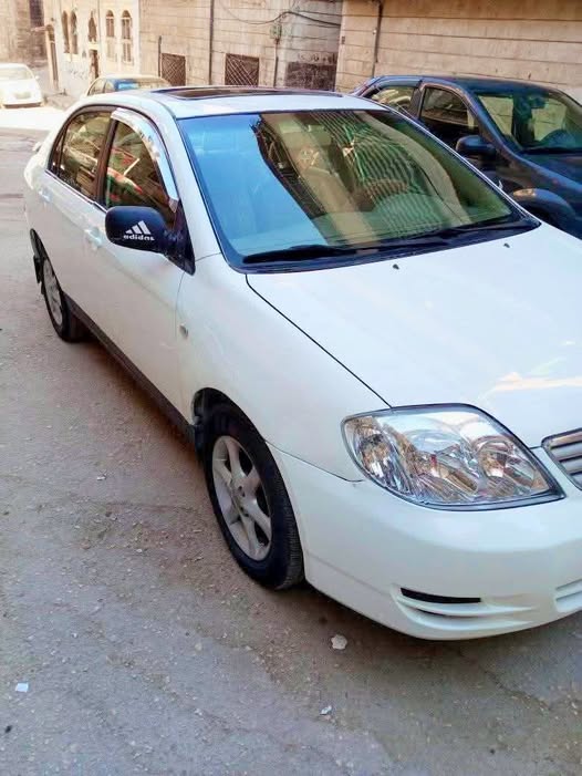 تويوتا كورولا 2005