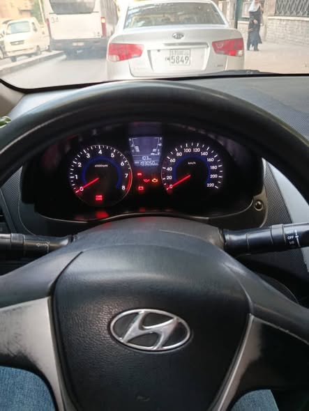 هيونداي اكسنت 2011 - صورة 3