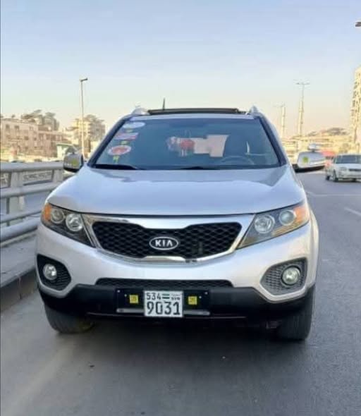 كيا سورينتو 2010 - صورة 2