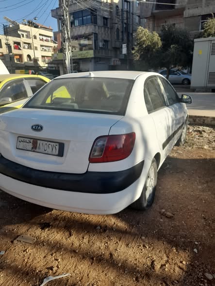 كيا ريو 2003 - صورة 3