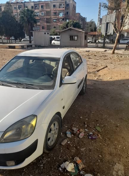 كيا ريو 2003 - صورة 4