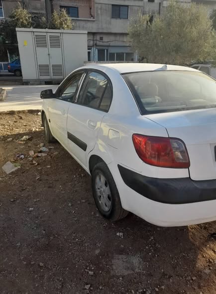 كيا ريو 2003 - صورة 2