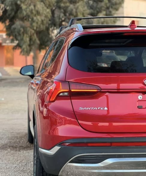 هيونداي سنتافي 2022 - صورة 2