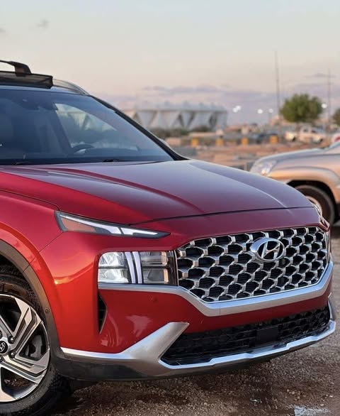 هيونداي سنتافي 2022 - صورة 1