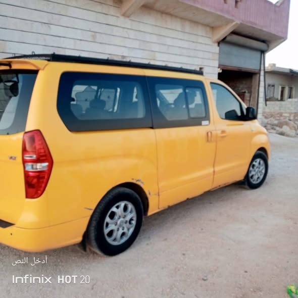 هيونداي H-1 2015 - صورة 1