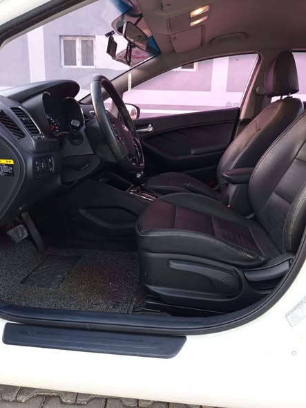 كيا سيراتو 2016 - صورة 5