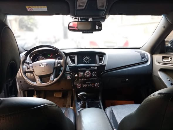 كيا K7 2011 - صورة 5