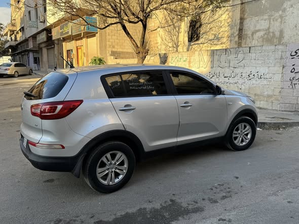 كيا سبورتاج 2011 - صورة 3