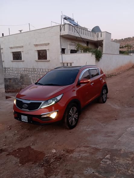 Kia Sportage 2011 - صورة 1