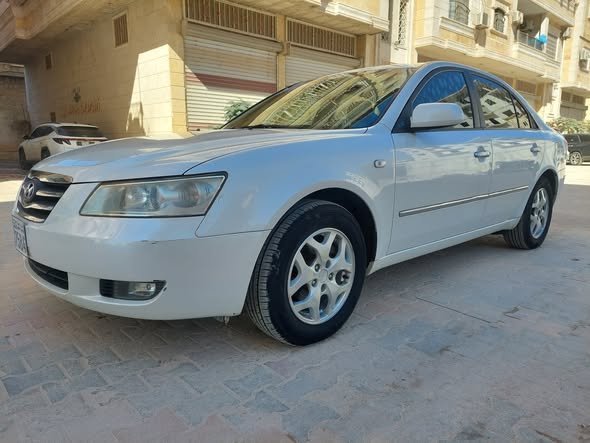هيونداي سوناتا 2007 - صورة 4