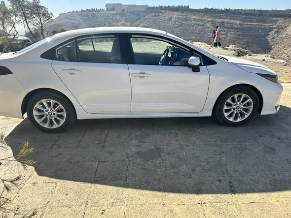 تويوتا كورولا 2020 - صورة 2