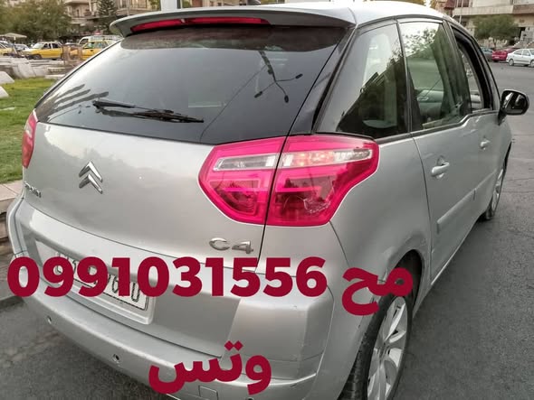 ستروين C4 Picasso 2009 - صورة 1