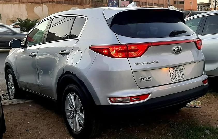 كيا سبورتاج 2011