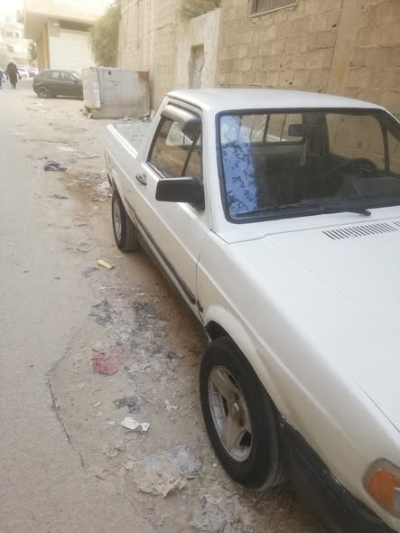 فولكس فاجن Saveiro 1994 - صورة 1