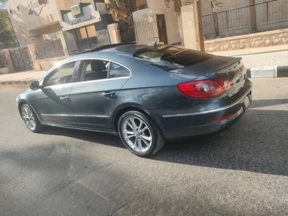 فولكس فاجن باسات 2011 - صورة 2