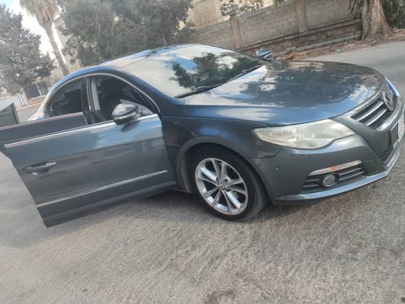 فولكس فاجن باسات 2011 - صورة 1