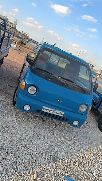 هيونداي H-100 2001 - صورة 1