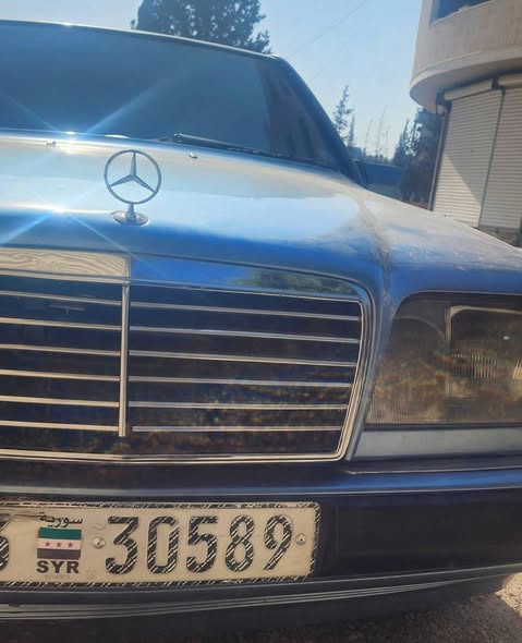 مرسيدس-بنز E300 1989 - صورة 5