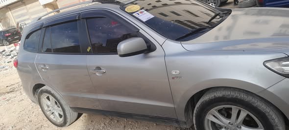 هيونداي سنتافي 2011 - صورة 3