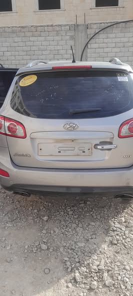 هيونداي سنتافي 2011 - صورة 2