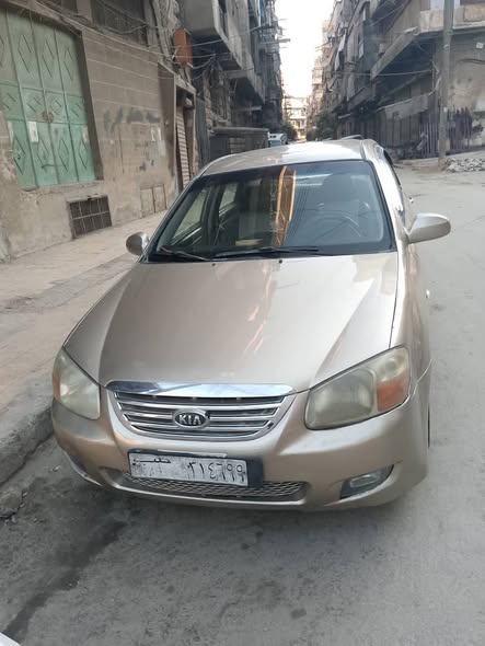 كيا سيراتو 2008 - صورة 5