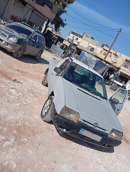 سكودا Pickup 1995 - صورة 1