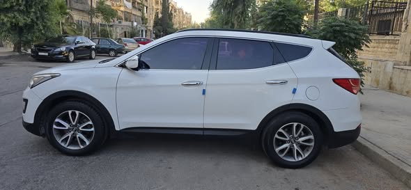 هيونداي سنتافي 2013 - صورة 4