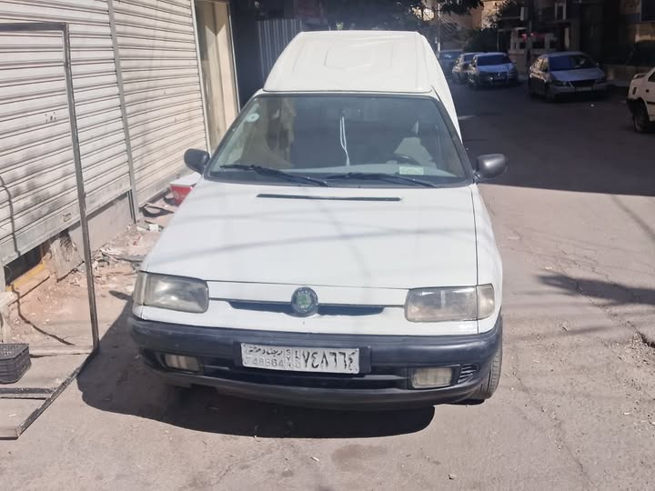 سكودا بيك أب 1999