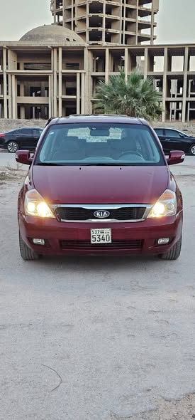 كيا كرنفال 2011 - صورة 1