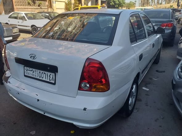 هيونداي أكسنت 2006 - صورة 4