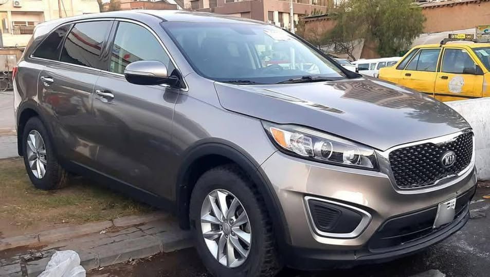 كيا سورينتو 2016