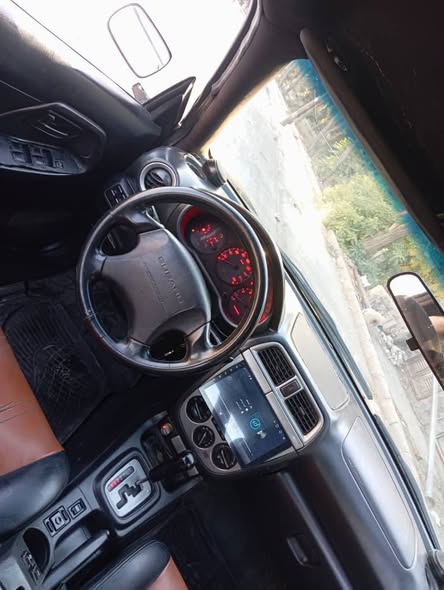 سوبارو امبريزا 2003 - صورة 4