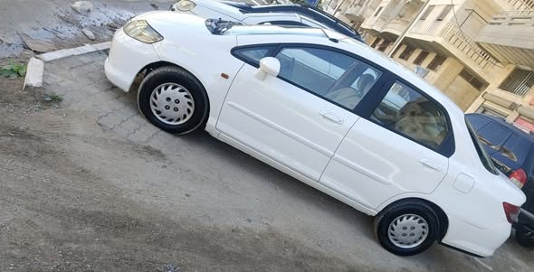 هوندا سيتي 2005 - صورة 2