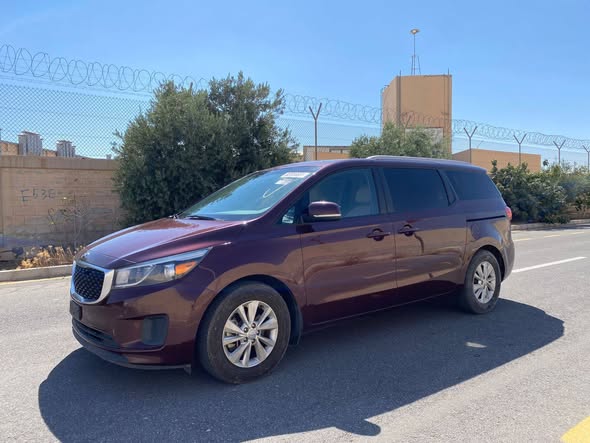 كيا سيدونا 2016 - صورة 2