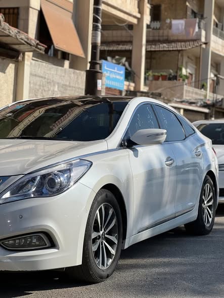 هيونداي أزيرا 2012 - صورة 2