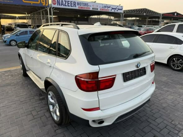 BMW X5 2013 - صورة 4